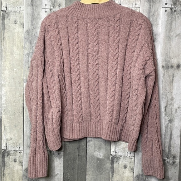HIPPIE Rose Women’s Long Sleeve Cropped Mock Neck Cable Knit Sweater. XL. GUC - Picture 4 of 11